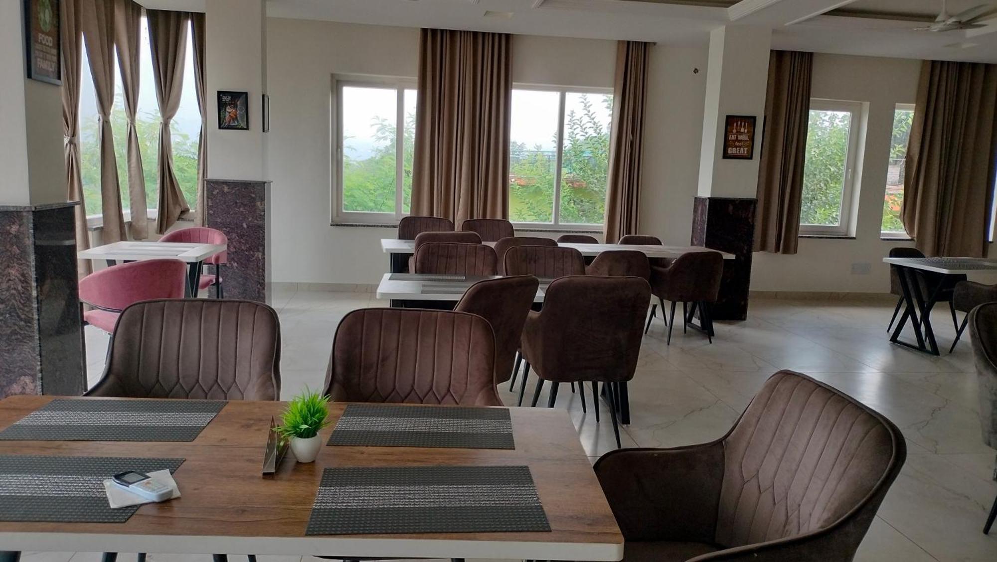 Govind Sagar View Hotel & Restaurant Bilaspur  Exteriér fotografie